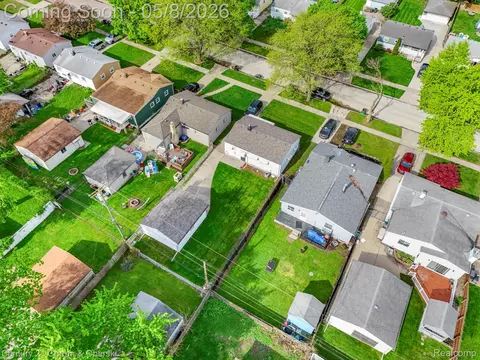 View/Area - 7609 Dudley St, Taylor, MI 48180 photo 4 of 5