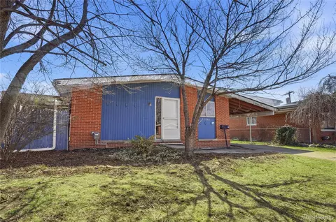 31001 Parkwood St, Westland, MI 48186