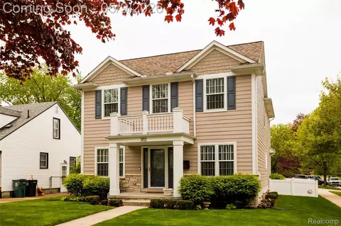 302 S Blair Ave, Royal Oak, MI 48067
