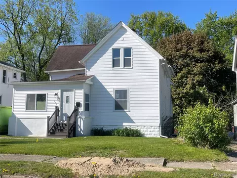 129 Norton St, Pontiac, MI 48341