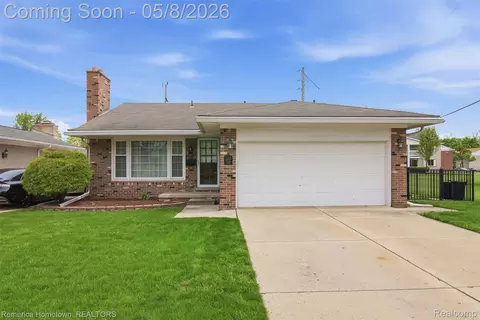 11337 Kennebec Ave, Allen Park, MI 48101