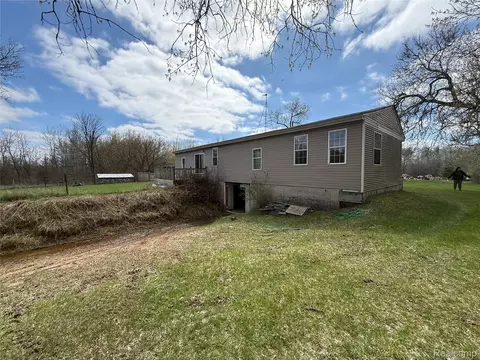 Exterior - 6392 20th Ave, Sylvan, MI 49679 photo 7 of 10