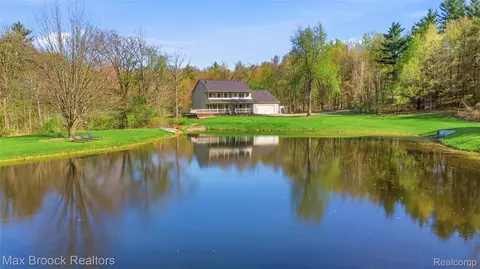 3295 Burning Tree Ln, Arcadia, MI 48412