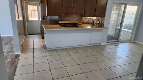 Other - 25543 Loretta Ave, Warren, MI 48091 photo 6 of 16