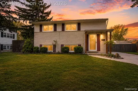 529 John Rolfe Dr, Monroe, MI 48162