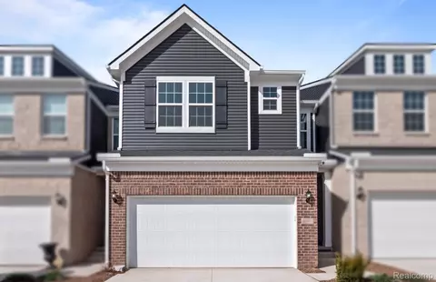 4034 Nottingham Cir, Independence, MI 48346