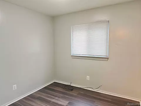 Bedroom - 6039 Sylvia St, Taylor, MI 48180 photo 5 of 5