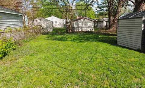 Exterior - 6039 Sylvia St, Taylor, MI 48180 photo 1 of 1