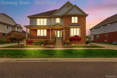 49783 Golden Park Dr, Shelby Township, MI 48315