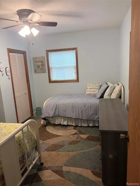 Bedroom - 5315 E 8th St, Au Gres, MI 48703 photo 5 of 6