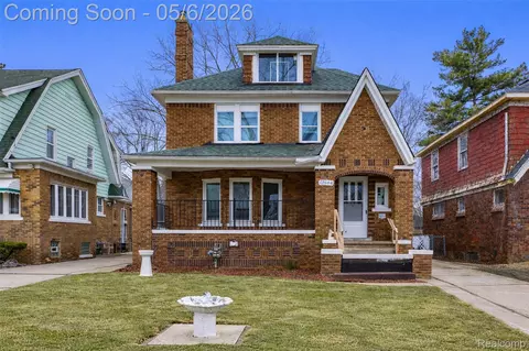13044 Wilshire Dr, Detroit, MI 48213