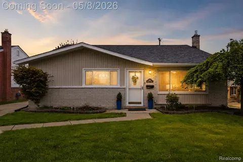 31457 Conway Dr, Westland, MI 48185