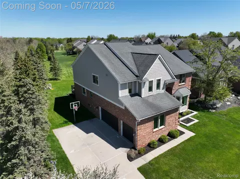 13085 Karl Dr, Plymouth, MI 48170