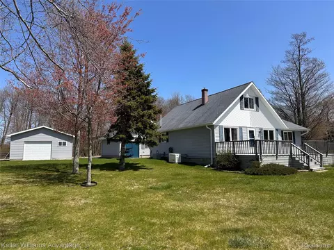 Exterior - 2800 E Booth Rd, Au Gres, MI 48703 photo 6 of 6