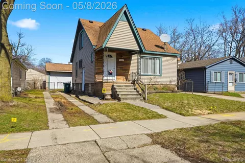 1301 E Muir Ave, Hazel Park, MI 48030