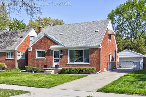 20305 Frazho St, Saint Clair Shores, MI 48081