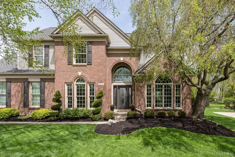 47920 Picadilly Ct, Canton, MI 48187