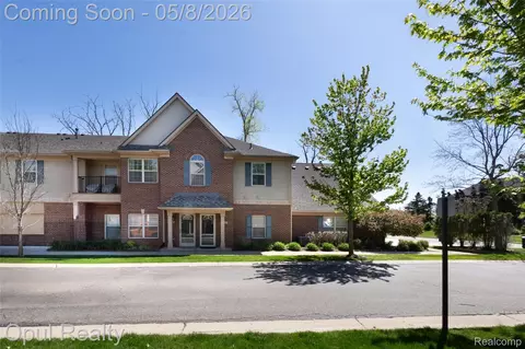 11762 Farmington Rd, Livonia, MI 48150