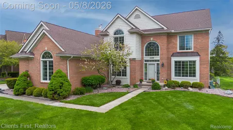 45498 Muirfield Dr, Canton, MI 48188