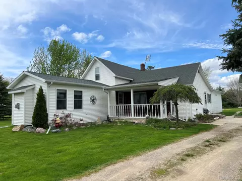 2385 Barnes Rd, Rich, MI 48461