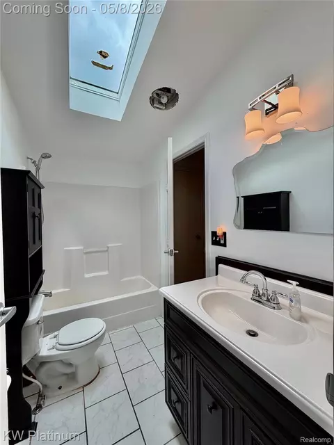 Bath - 12088 Speaker Rd, Brockway, MI 48097 photo 1 of 3