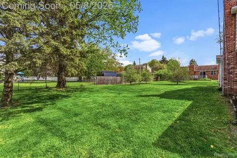 Exterior - 604 Luce Ave, Flushing, MI 48433 photo 3 of 3