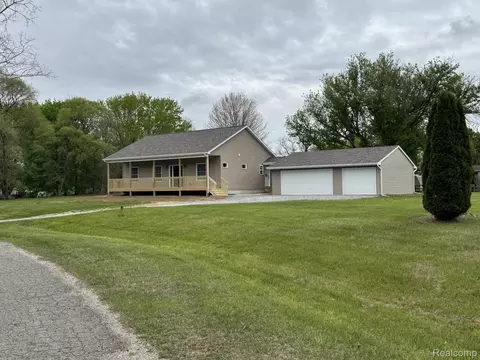 1939 Manchester Dr, Elba, MI 48446