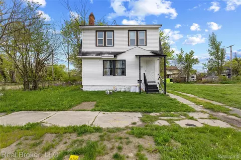 2317 Highland St, Detroit, MI 48206