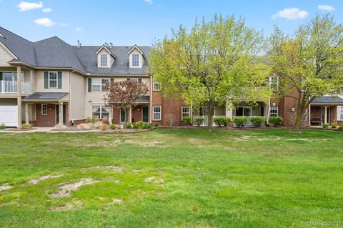 4130 S Hampton Ridge Blvd #63, Genoa, MI 48843