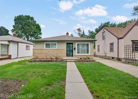 4772 Harding St, Dearborn Heights, MI 48125