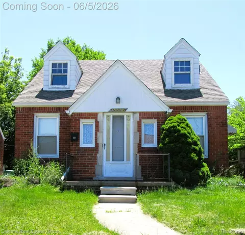 15556 Veronica Ave, Eastpointe, MI 48021