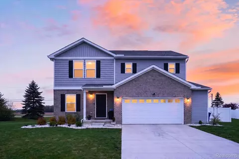 4246 Wild Goose Dr, Mundy, MI 48473