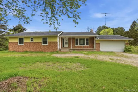 396 Plum Creek Rd, Mayfield, MI 48446