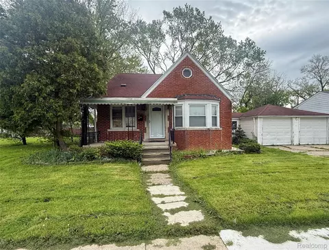 9030 Plainview Ave, Detroit, MI 48228
