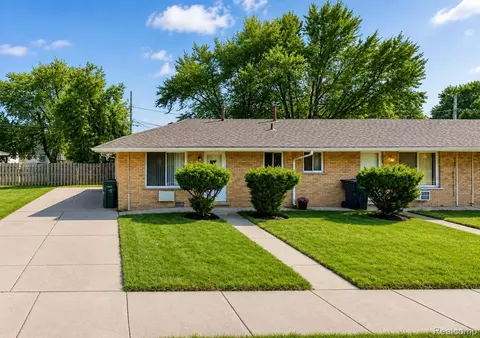 1872 Hamilton Ave, Lincoln Park, MI 48146
