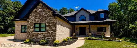 3705 High Hillcrest Dr, Marion, MI 48843