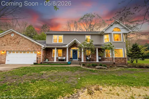 71030 E Pond Creek Dr, Bruce Township, MI 48065