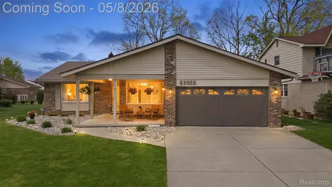 44088 Yorkshire Dr, Canton, MI 48187