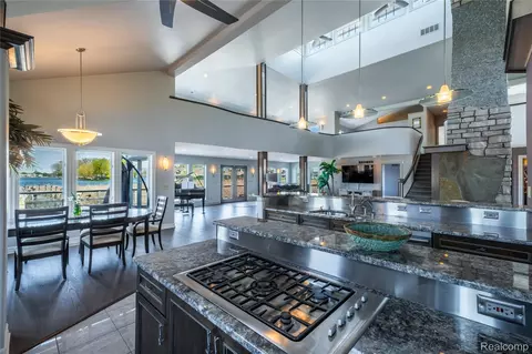 Kitchen - 2350 Crane Rd, Fenton, MI 48430 photo 4 of 4