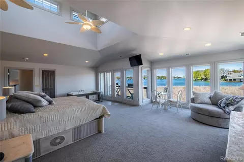 Bedroom - 2350 Crane Rd, Fenton, MI 48430 photo 1 of 4