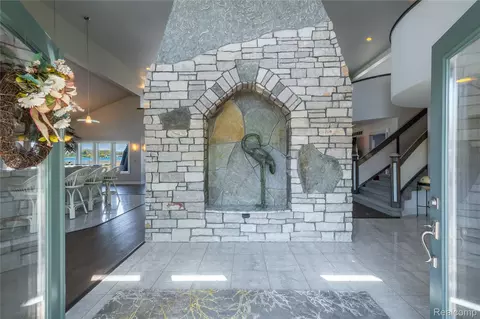 Entry Way - 2350 Crane Rd, Fenton, MI 48430 photo 1 of 5