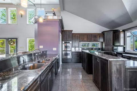 Kitchen - 2350 Crane Rd, Fenton, MI 48430 photo 2 of 4