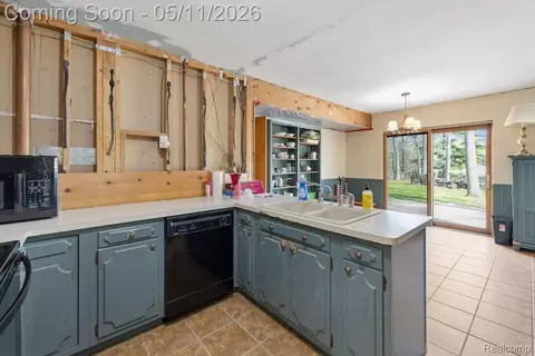 Kitchen - 2700 N Hacker Rd, Howell, MI 48855 photo 1 of 3