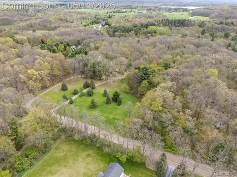View/Area - 2700 N Hacker Rd, Howell, MI 48855 photo 3 of 5