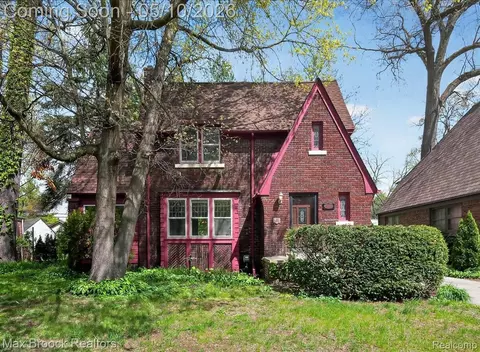 642 W Maplehurst St, Ferndale, MI 48220
