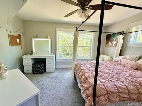 Bedroom - 9220 S Flaska Dr, Solon, MI 49621 photo 8 of 11