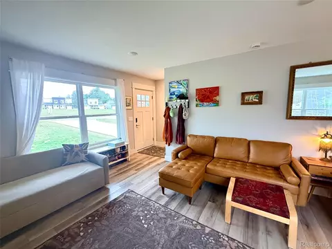 Entry Way - 9220 S Flaska Dr, Solon, MI 49621 photo 1 of 3