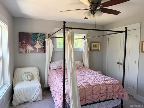 Bedroom - 9220 S Flaska Dr, Solon, MI 49621 photo 4 of 11