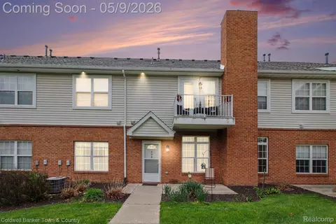 594 Olde English Cir, Howell, MI 48855