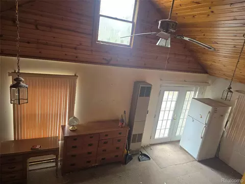 9027 S Lost Pine Ave, Lake, MI 49304 photo 7